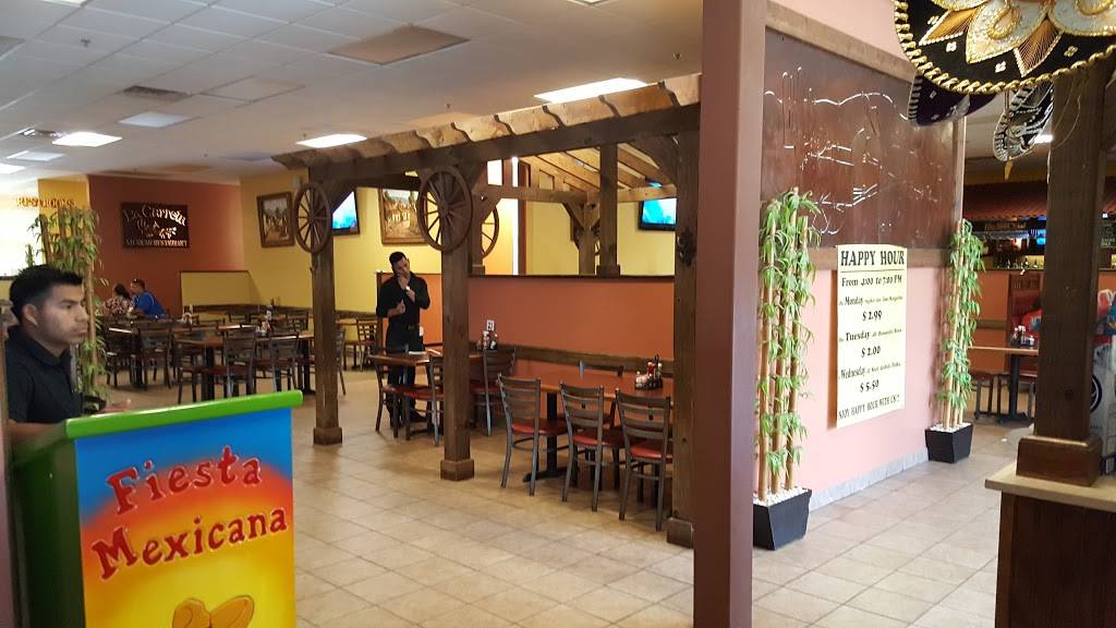 La Carreta | restaurant | 5790 MacCorkle Ave SE, Charleston, WV 25304, USA | 3049254590 OR +1 304-925-4590