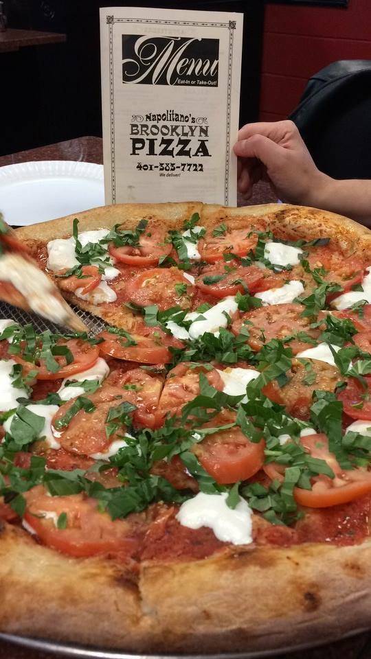 Napolitanos Brooklyn Pizza | restaurant | 100 East St, Cranston, RI 02920, USA | 4013837722 OR +1 401-383-7722