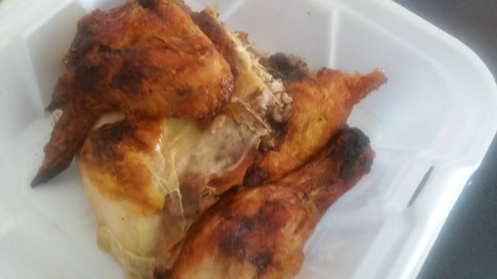 Los Pollos de la Cementera | restaurant | Calle Esmeralda 75, Costa Bella, 22898 Ensenada, B.C., Mexico | 016461207858 OR +52 646 120 7858