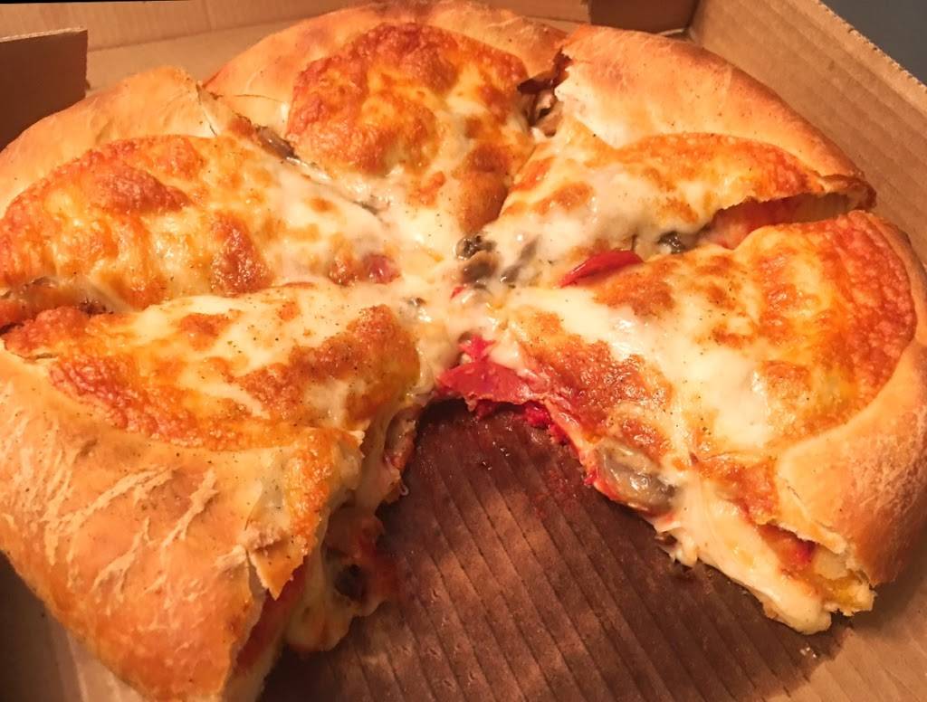 Kraus Pizza | restaurant | 5006 Tuscarawas St W, Canton, OH 44708, USA | 3304781515 OR +1 330-478-1515