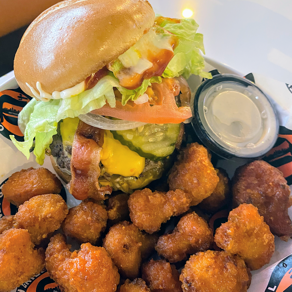 Detroit Coney Grill | restaurant | 6953 N Hayden Rd, Scottsdale, AZ 85250, USA | 4805974300 OR +1 480-597-4300