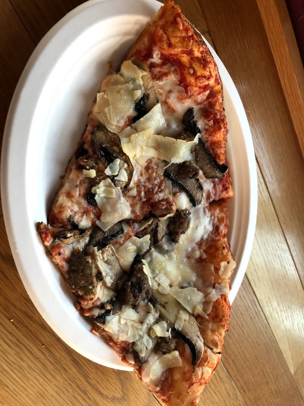 Slice Pizza Company | restaurant | 2701 NE Sandy Blvd, Portland, OR 97232, USA | 5032358289 OR +1 503-235-8289