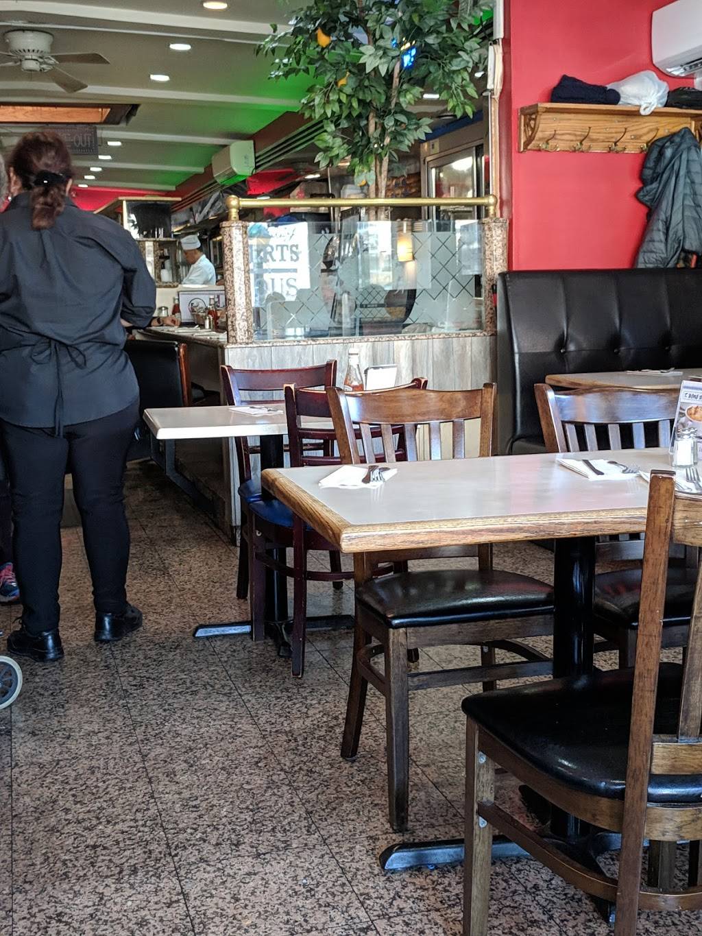 T-Bone Diner | restaurant | 10748 Queens Blvd, Forest Hills, NY 11375, USA | 7182617744 OR +1 718-261-7744