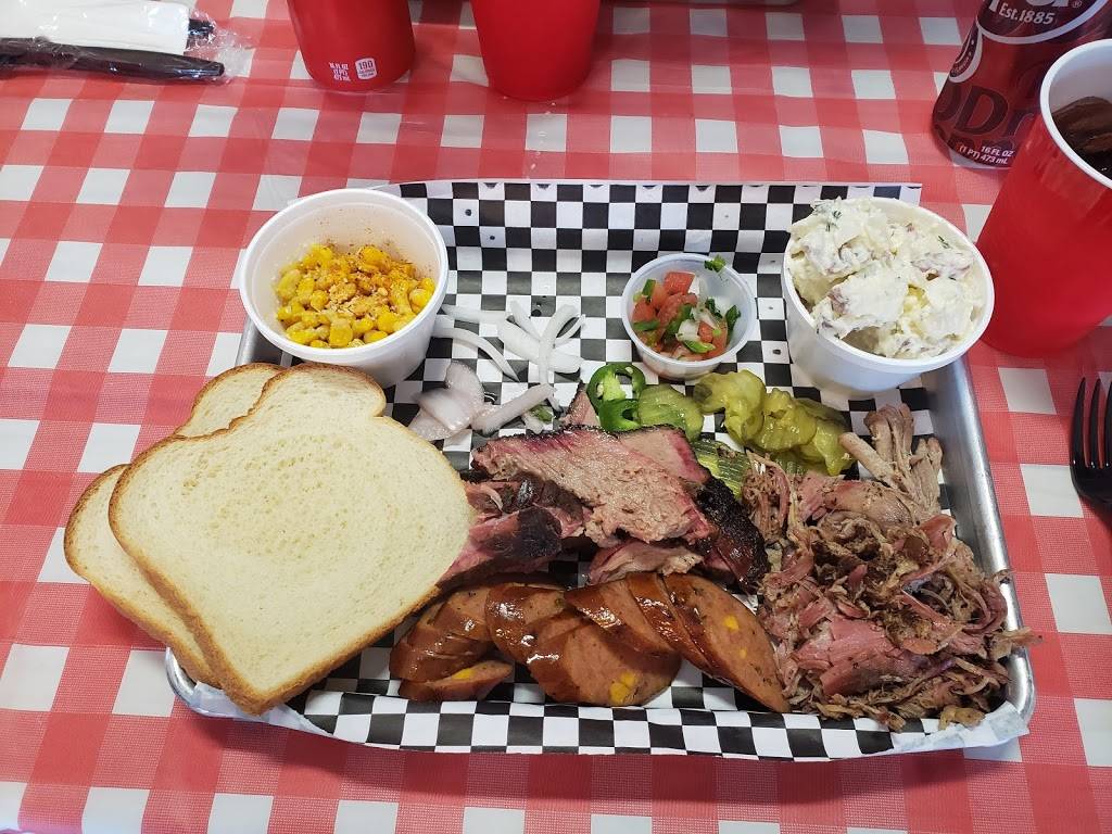 The Hot Box BBQ | restaurant | 3827 SW Military Dr, San Antonio, TX 78211, USA | 2108769023 OR +1 210-876-9023
