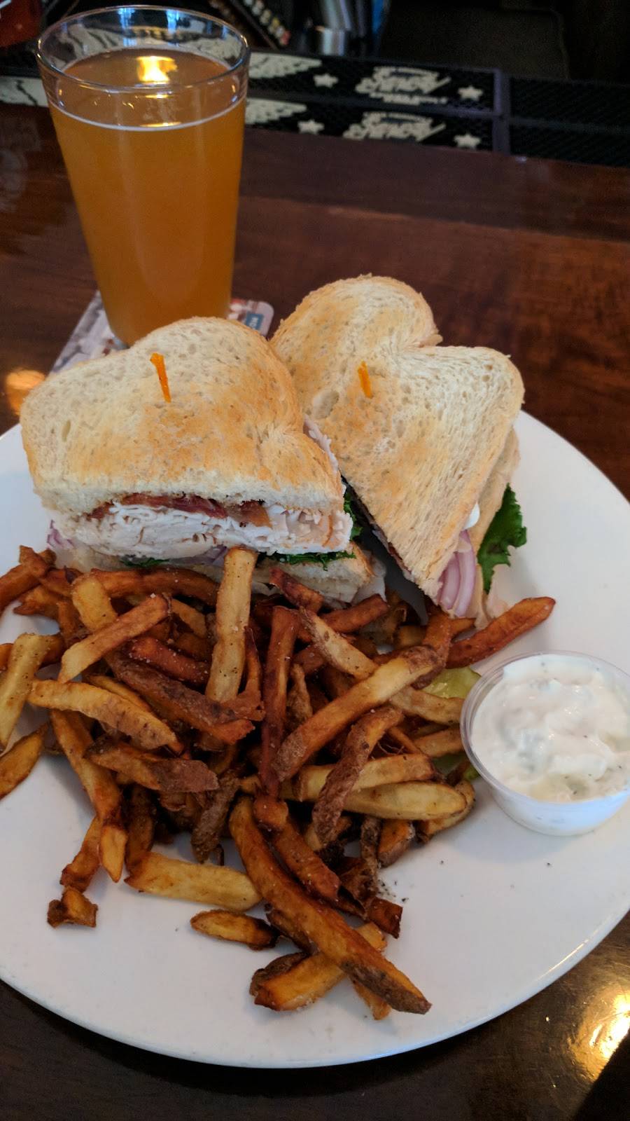 The Public House of Buffalo | restaurant | 1206 Hertel Ave, Buffalo, NY 14216, USA | 7165516080 OR +1 716-551-6080