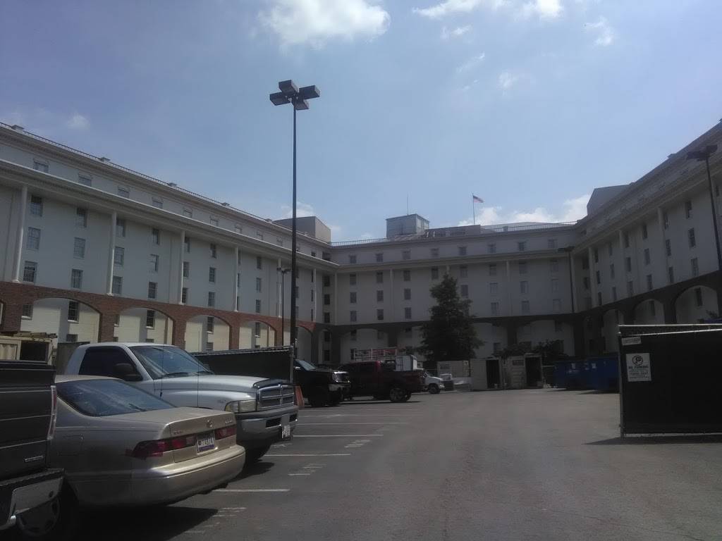 Willow Lake West | shopping mall | 2902 W 86th St, Indianapolis, IN 46268, USA | 5136861600 OR +1 513-686-1600