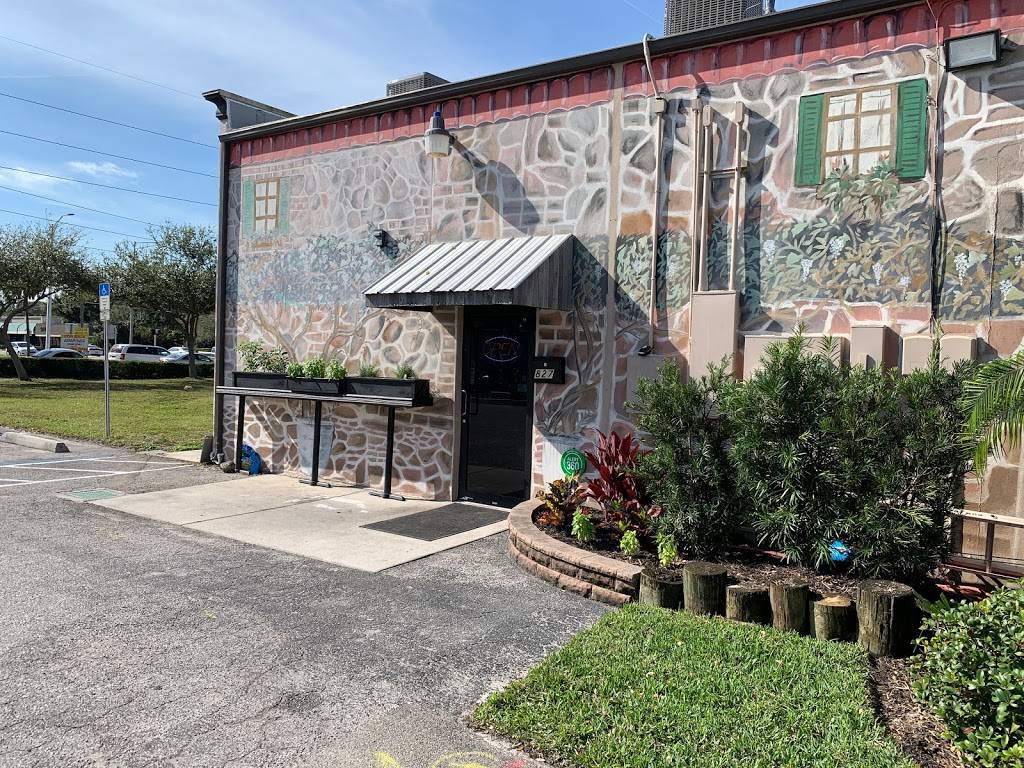 Roccos Pizza Pasta Grill | restaurant | 827 14th St W, Bradenton, FL 34205, USA | 9412260000 OR +1 941-226-0000