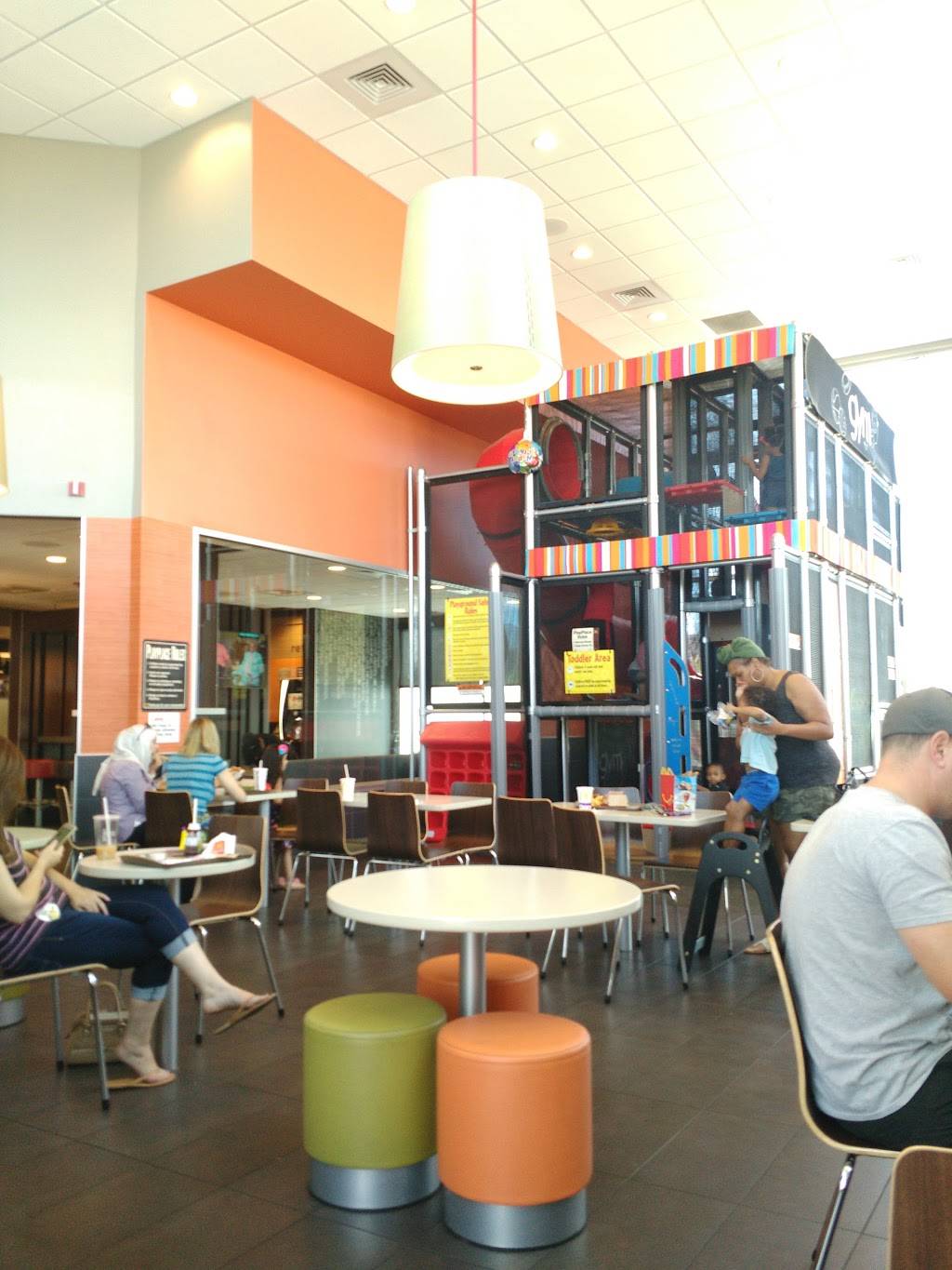 McDonalds | cafe | 900 S Rampart Blvd, Las Vegas, NV 89145, USA | 7029405469 OR +1 702-940-5469