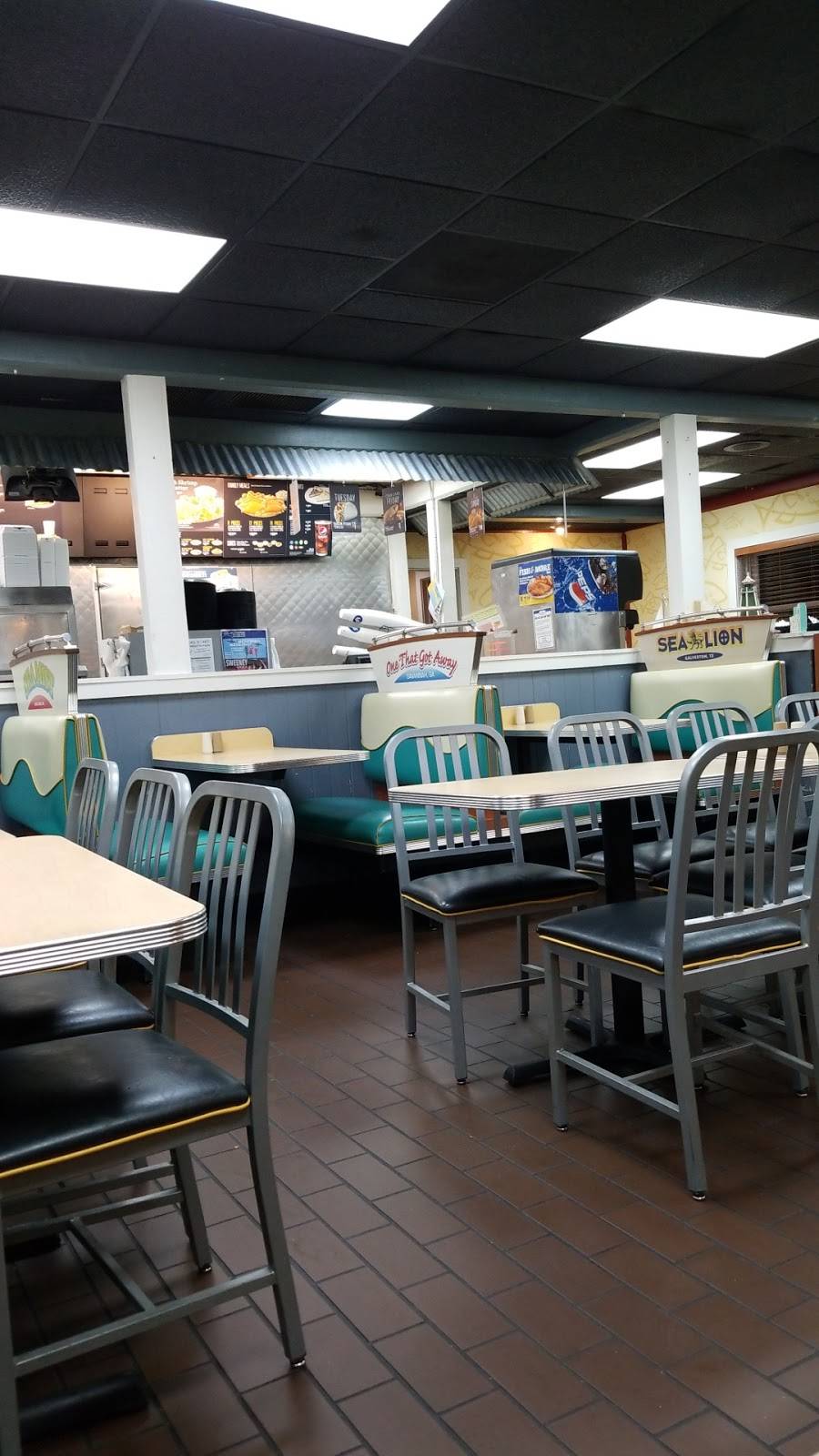 Long John Silvers | restaurant | 757 N Main St, Crossville, TN 38555, USA | 9314847415 OR +1 931-484-7415