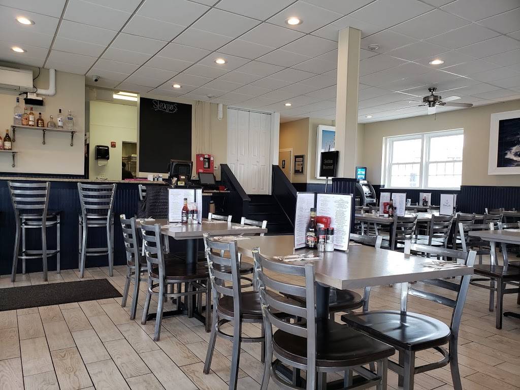 Port Side Restaurant | restaurant | 5627, 321 Great Island Rd, Narragansett, RI 02882, USA | 4017833821 OR +1 401-783-3821