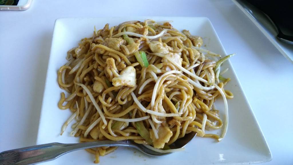 Shangri La China Bistro Restaurant | restaurant | 1300 McHenry Ave, Modesto, CA 95350, USA | 2095297968 OR +1 209-529-7968