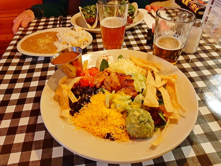 Little Bs Grill | restaurant | 14029 AR-5 South, Norfork, AR 72658, USA | 8704990483 OR +1 870-499-0483