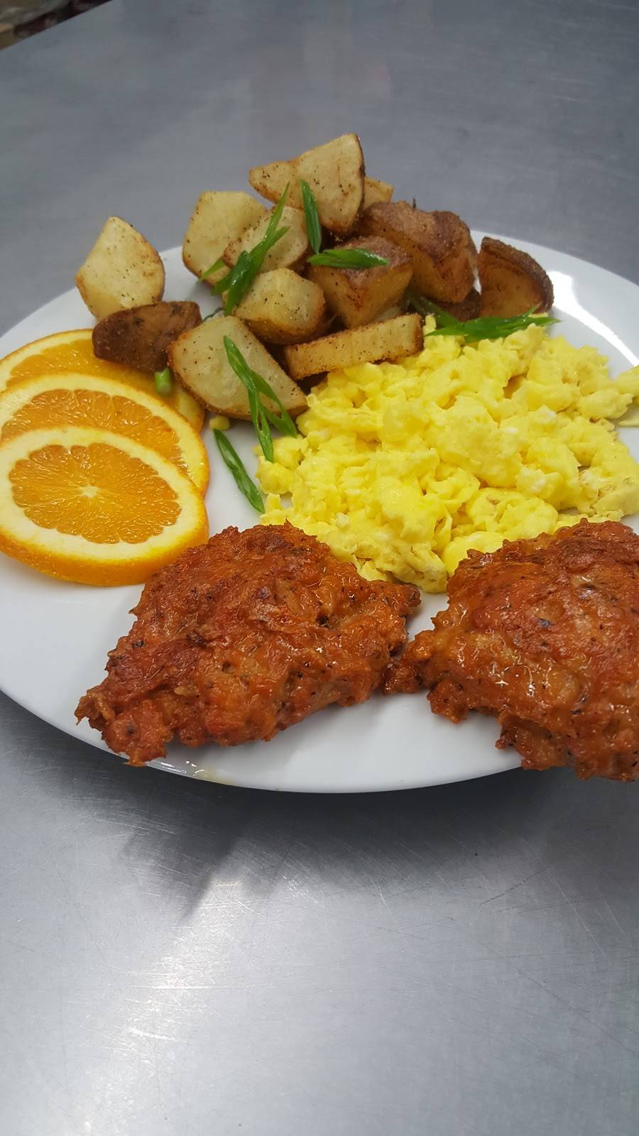 Not Your Mamas Kitchen | restaurant | 1701 E Compton Blvd, Compton, CA 90221, USA | 3109338896 OR +1 310-933-8896