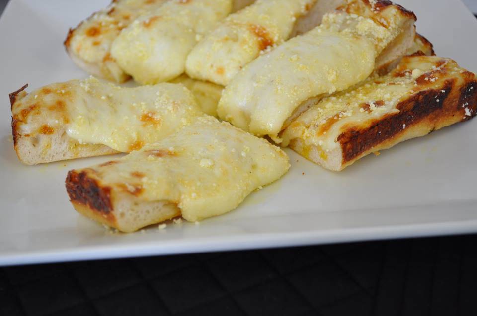 Nonas Pizza & Catering | restaurant | 38389 Dodge Park Rd, Sterling Heights, MI 48312, USA | 5869770805 OR +1 586-977-0805