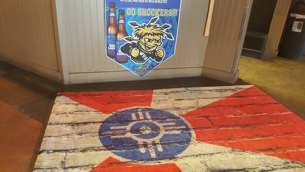 Knollas Pizza | East | restaurant | 7732 Central Ave #123, Wichita, KS 67206, USA | 3164404540 OR +1 316-440-4540