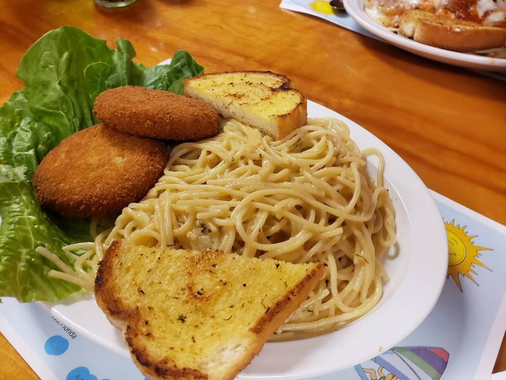 Zarates Family Restaurant | restaurant | 3502 N Access Rd #1, Englewood, FL 34224, USA | 9412082855 OR +1 941-208-2855