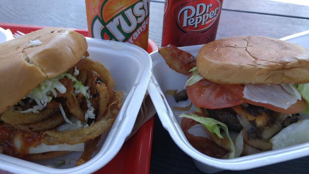 Pataterie DC | restaurant | 1341 Montée Hope, Sainte-Clotilde-de-Châteauguay, QC J0L 1W0, Canada | 4508260407 OR +1 450-826-0407