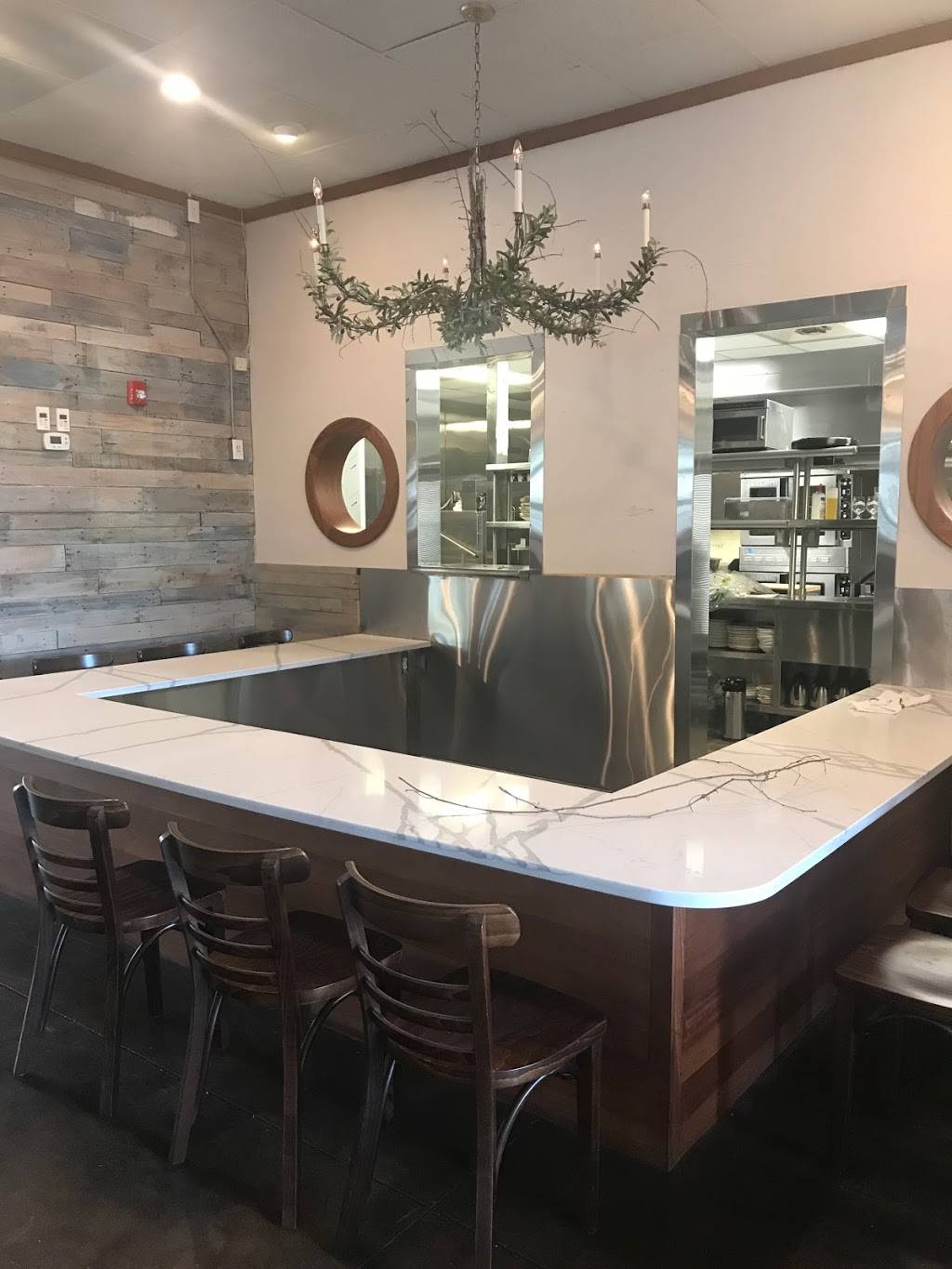 Kid Cashew | restaurant | 1440 Ben Sawyer Blvd, Mt Pleasant, SC 29464, USA | 8433527585 OR +1 843-352-7585