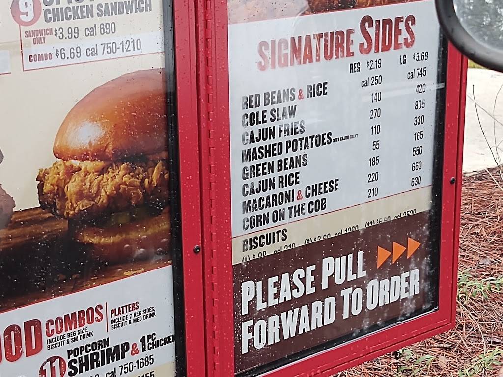 Popeyes Louisiana Kitchen | restaurant | 1222 Bells Hwy, Walterboro, SC 29488, USA | 8435382150 OR +1 843-538-2150