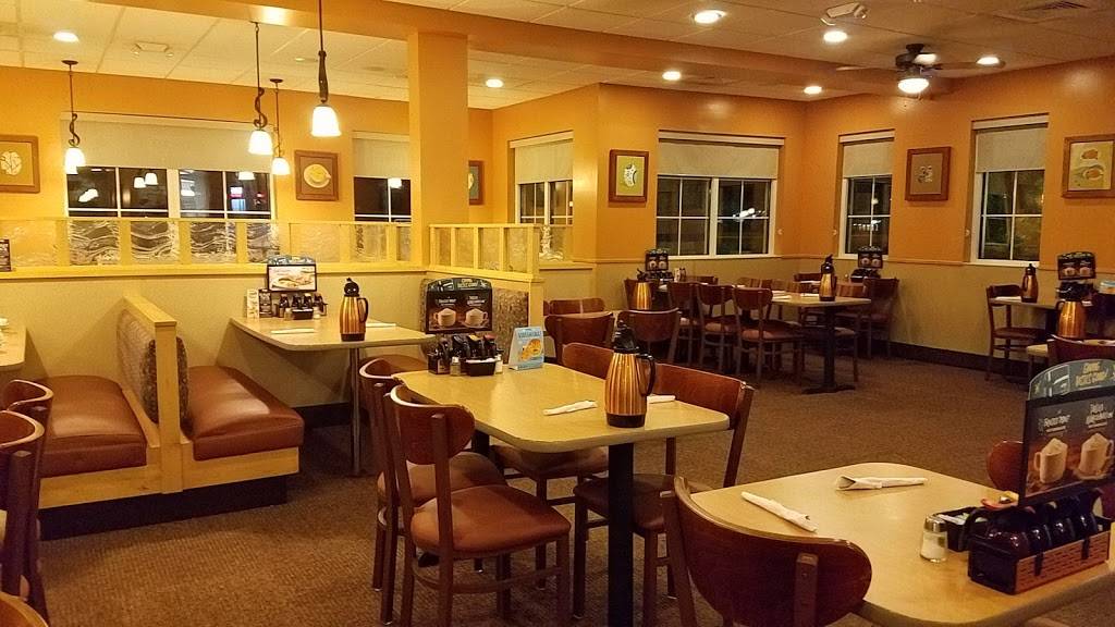 IHOP | bakery | 6320 FL-64, Bradenton, FL 34208, USA | 9417465193 OR +1 941-746-5193