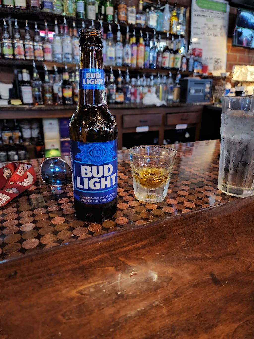 Central Social Club | restaurant | 1171 W Market St, Warren, OH 44485, USA | 3303959733 OR +1 330-395-9733