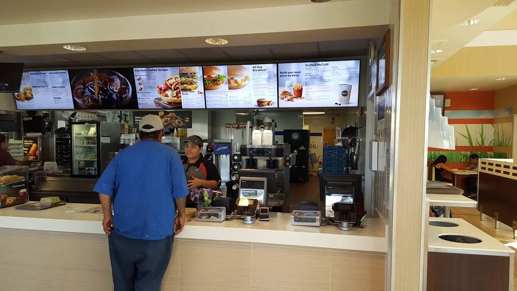 McDonalds | cafe | 1712 Pacific Coast Hwy, Harbor City, CA 90717, USA | 3105309520 OR +1 310-530-9520