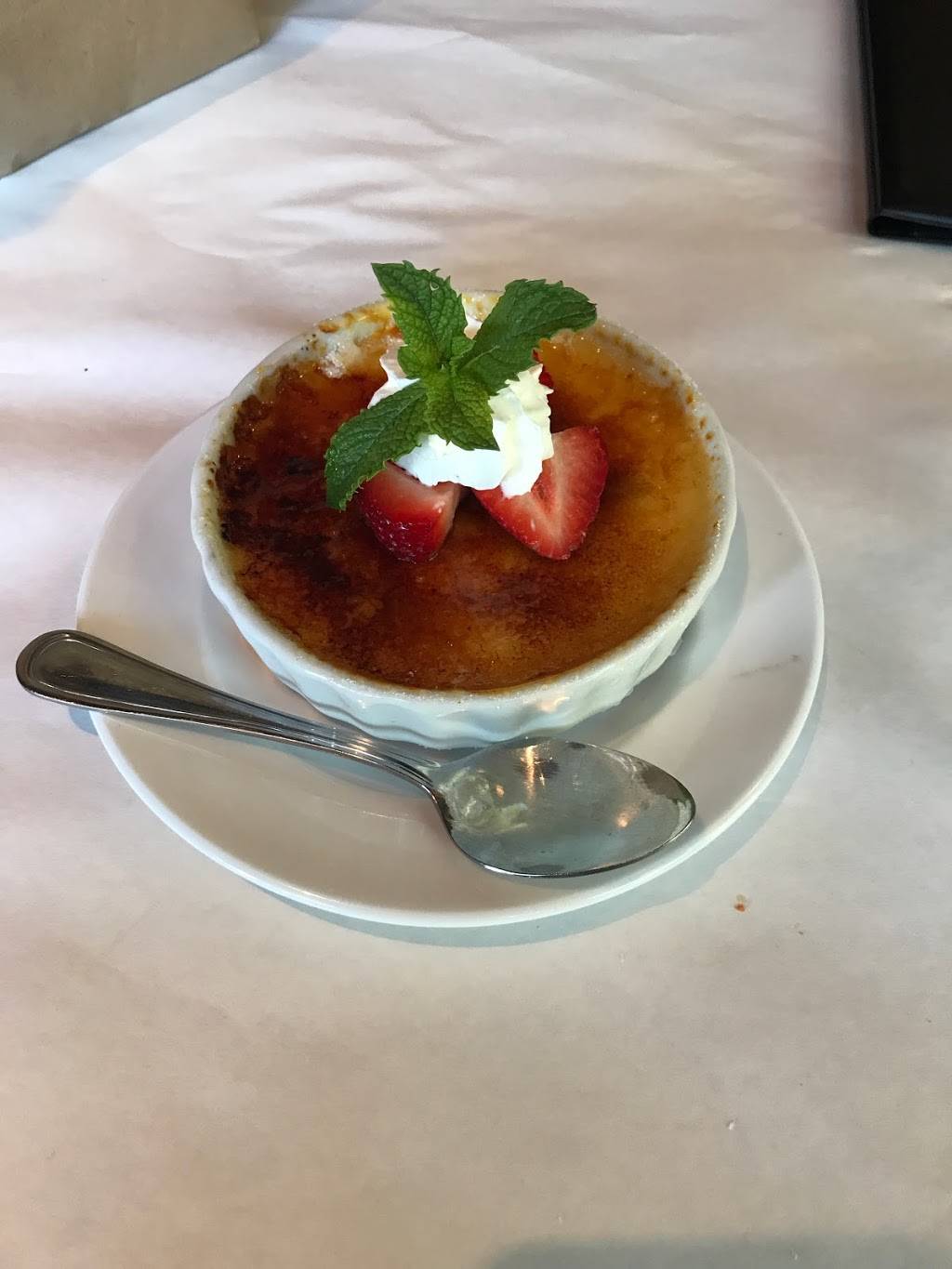 Vino Santo Bistro | restaurant | 2030 Broadway, Redwood City, CA 94063, USA | 6507800793 OR +1 650-780-0793