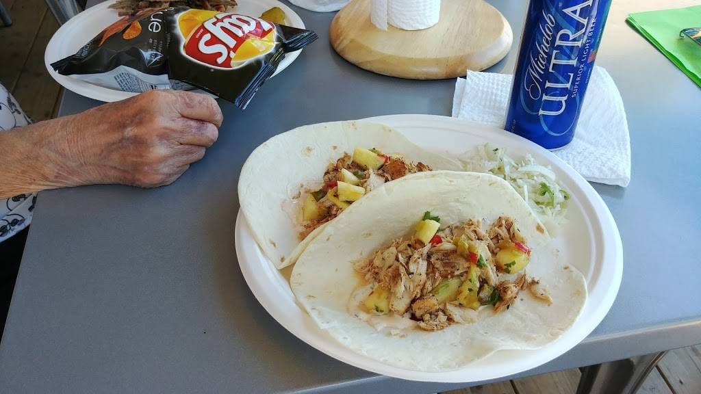 Jakes On The Lake | restaurant | 4293 County Rd 63, Centre, AL 35960, USA | 2563333065 OR +1 256-333-3065