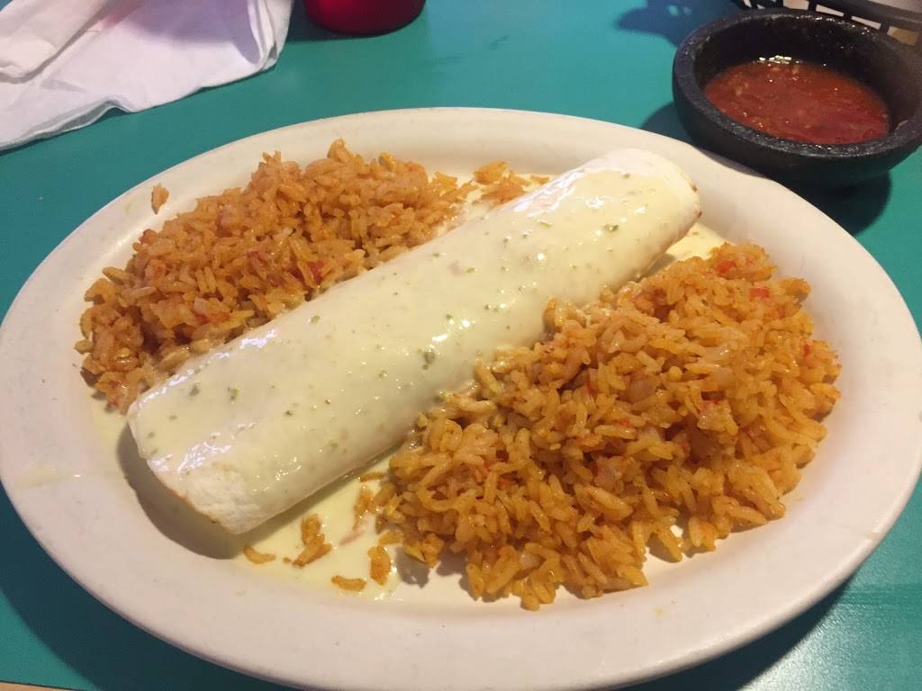 El Caporal Mexican restaurant | restaurant | 2209 Meadow Dr, Louisville, KY 40218, USA | 5024737840 OR +1 502-473-7840