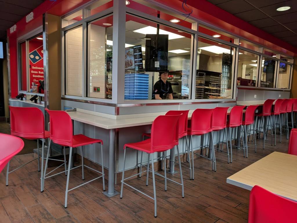 Dominos Pizza | meal delivery | 3930 Lindell Blvd, St. Louis, MO 63108, USA | 3146523030 OR +1 314-652-3030