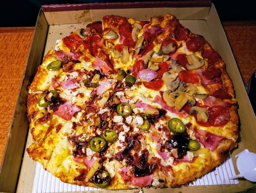 Me n eds Pizzeria | restaurant | 5105 W Goshen Ave, Visalia, CA 93291, USA | 5597131520 OR +1 559-713-1520