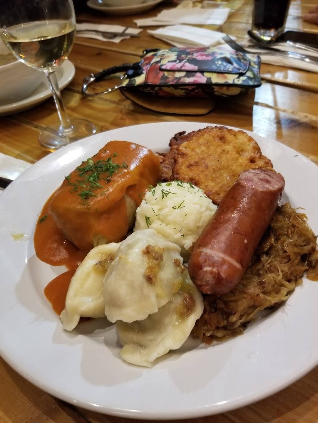 Bacowka Restaurant | restaurant | 1120 S Roselle Rd, Schaumburg, IL 60193, USA | 6302830023 OR +1 630-283-0023