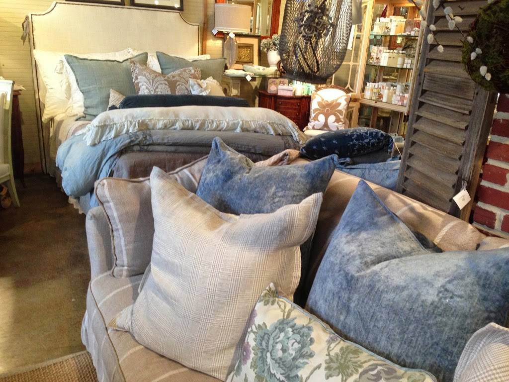 Farmhouse Tupelo / Noon Cafe | cafe | 530 Main St, Tupelo, MS 38804, USA | 6622692934 OR +1 662-269-2934