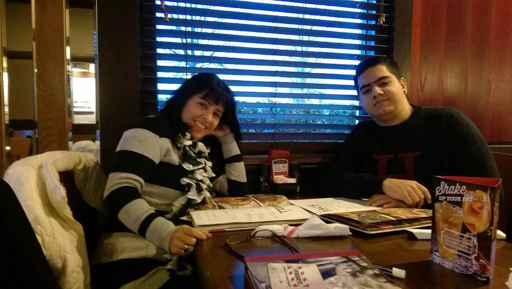 TGI Fridays | meal takeaway | 1795 Mall of Georgia Blvd, Buford, GA 30519, USA | 6784821800 OR +1 678-482-1800