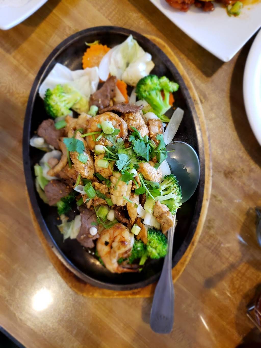 Thai Kitchen Simi Valley | restaurant | 995 E Los Angeles Ave #5, Simi Valley, CA 93065, USA | 8055818049 OR +1 805-581-8049