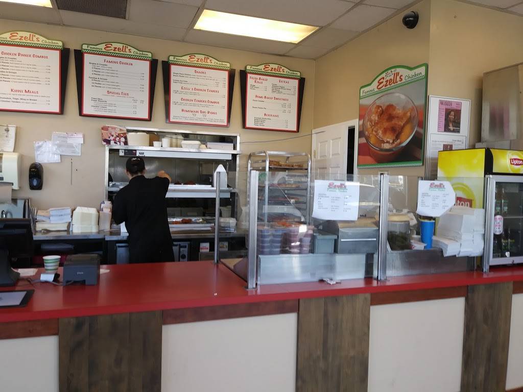 Ezells Famous Chicken | restaurant | 1902 M.L.K. Jr Way, Tacoma, WA 98405, USA | 2535724277 OR +1 253-572-4277