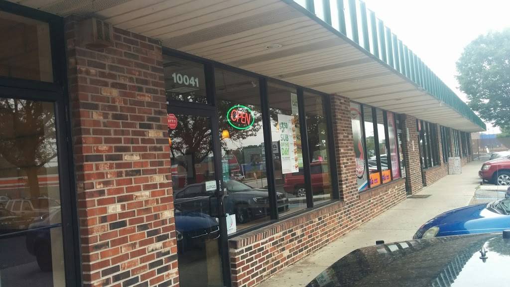 Subway Restaurants | restaurant | 10041 York Rd, Cockeysville, MD 21030, USA | 4106665199 OR +1 410-666-5199