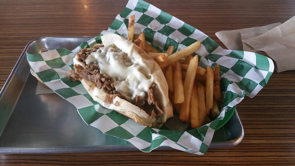 Chartroose Caboose | restaurant | 10636 Metcalf Ave, Overland Park, KS 66212, USA | 9133413631 OR +1 913-341-3631