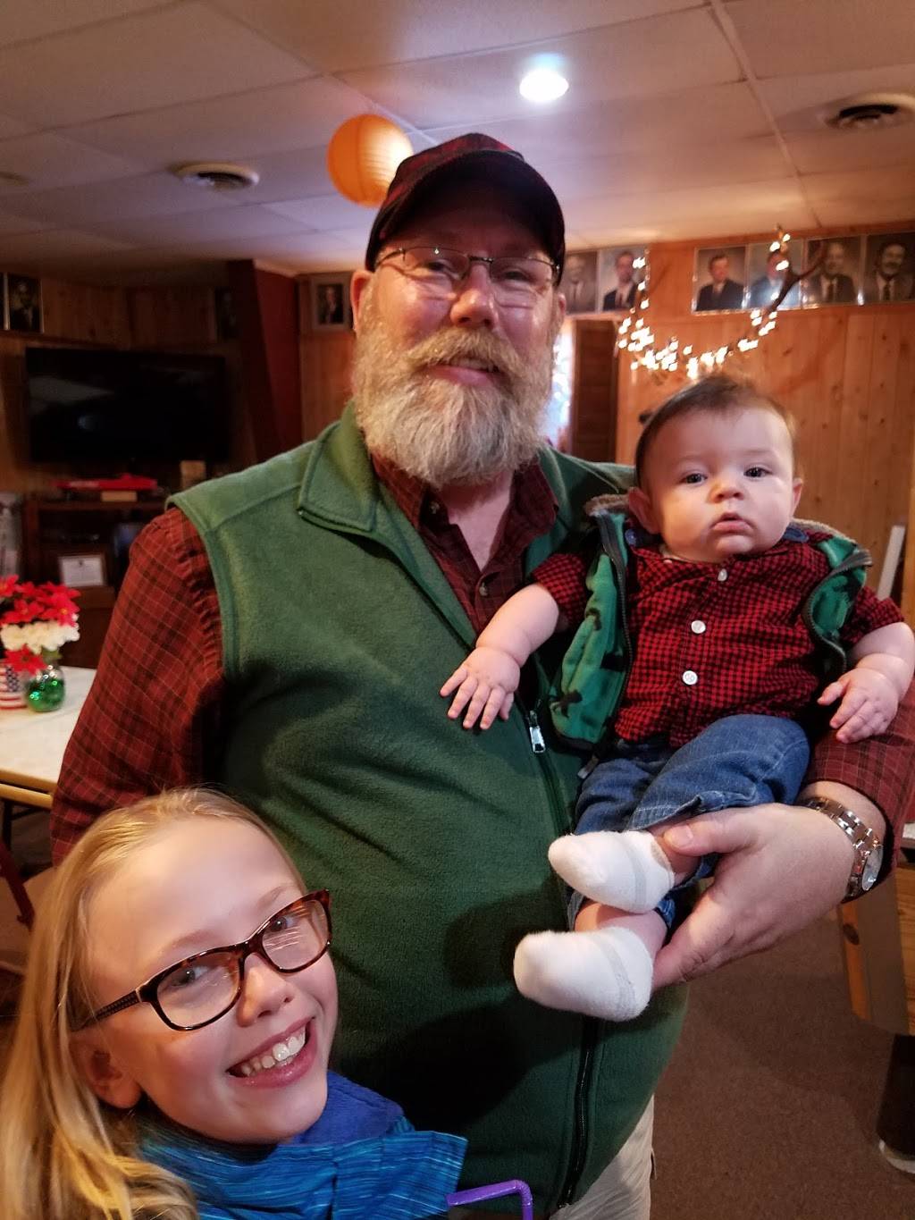 Rochester North-Oakland Elks Lodge | restaurant | 3100 Pond Rd, Leonard, MI 48367, USA | 2485727118 OR +1 248-572-7118