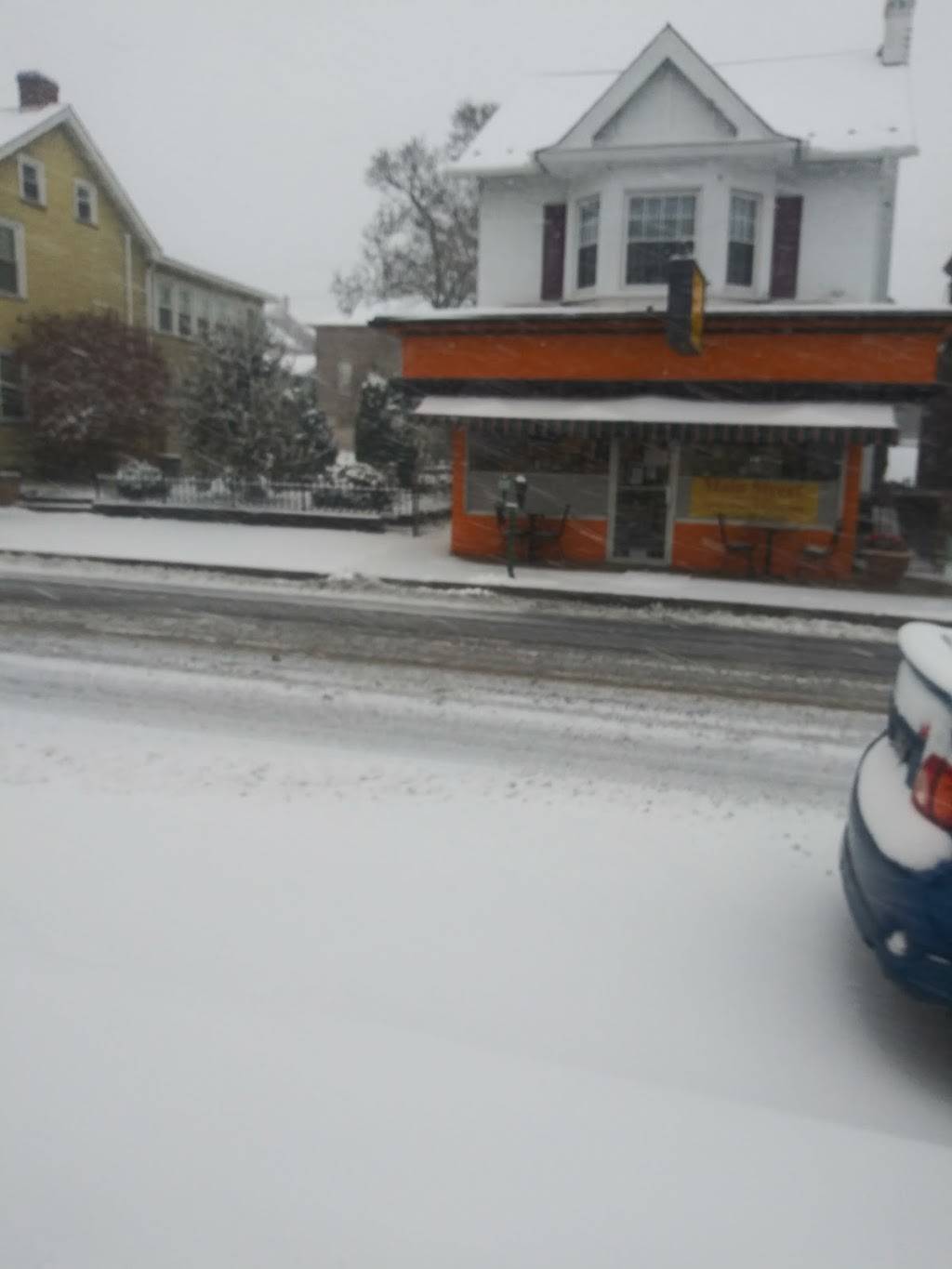 Main Street Family Restaurant | restaurant | 2023 Main St, Northampton, PA 18067, USA | 6102622822 OR +1 610-262-2822