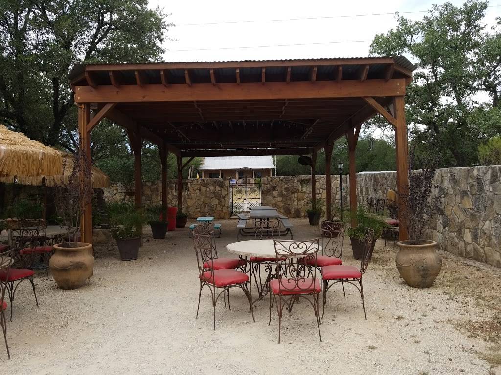 La Cabana Cafe | restaurant | 9600 FM1283, Lakehills, TX 78063, USA | 8306122990 OR +1 830-612-2990