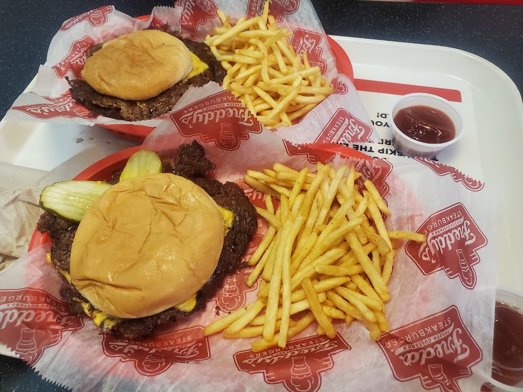 Freddys Frozen Custard & Steakburgers | restaurant | 521 Bertrand Dr, Lafayette, LA 70506, USA | 3374564744 OR +1 337-456-4744
