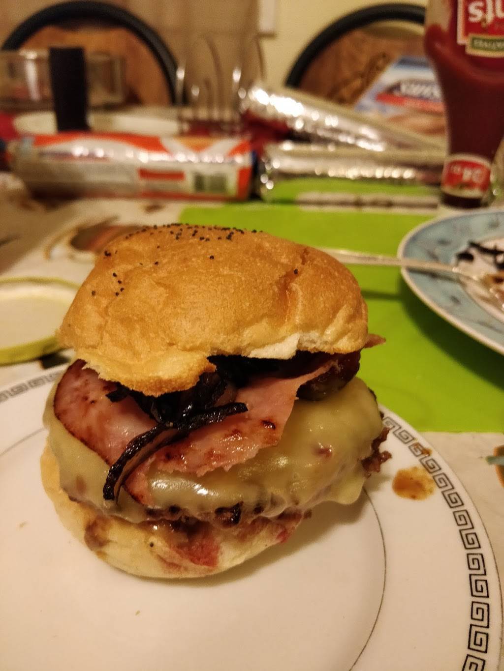 Finn& Oli | restaurant | 5501 Amboy Rd, Staten Island, NY 10312, USA | 6464364224 OR +1 646-436-4224