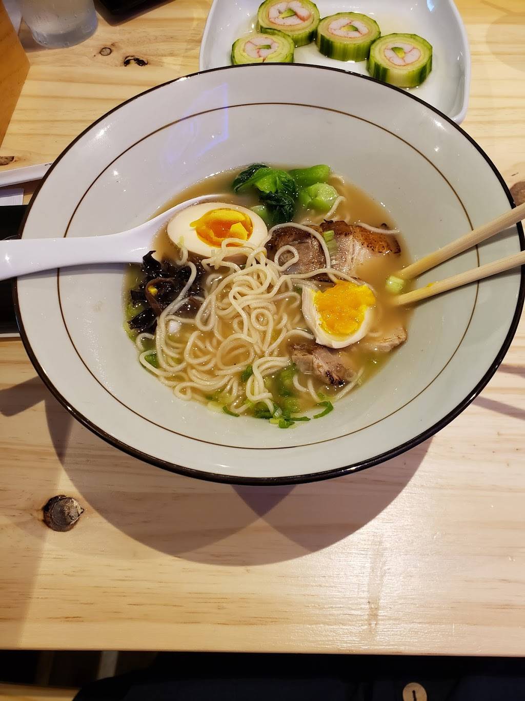 Aji Noodle Bar | restaurant | 13603 Madison Ave, Lakewood, OH 44107, USA | 2163039232 OR +1 216-303-9232