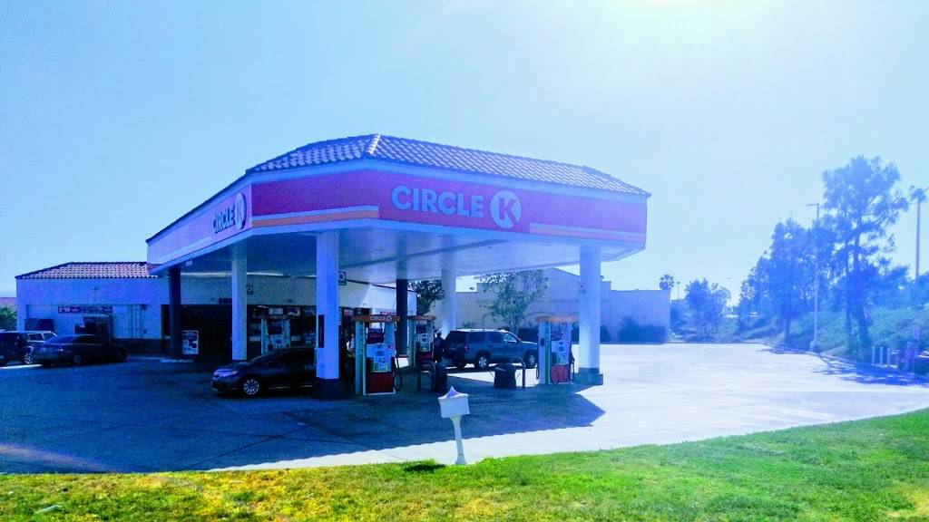 Circle K | meal takeaway | 6105 Clay St, Riverside, CA 92509, USA | 9516817700 OR +1 951-681-7700