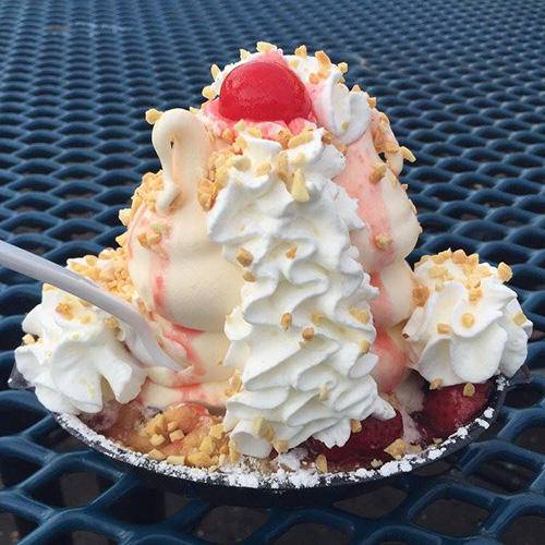 Dairy Star Ice Cream of Lincolnwood | restaurant | 3472 W Devon Ave, Lincolnwood, IL 60712, USA | 8476793472 OR +1 847-679-3472