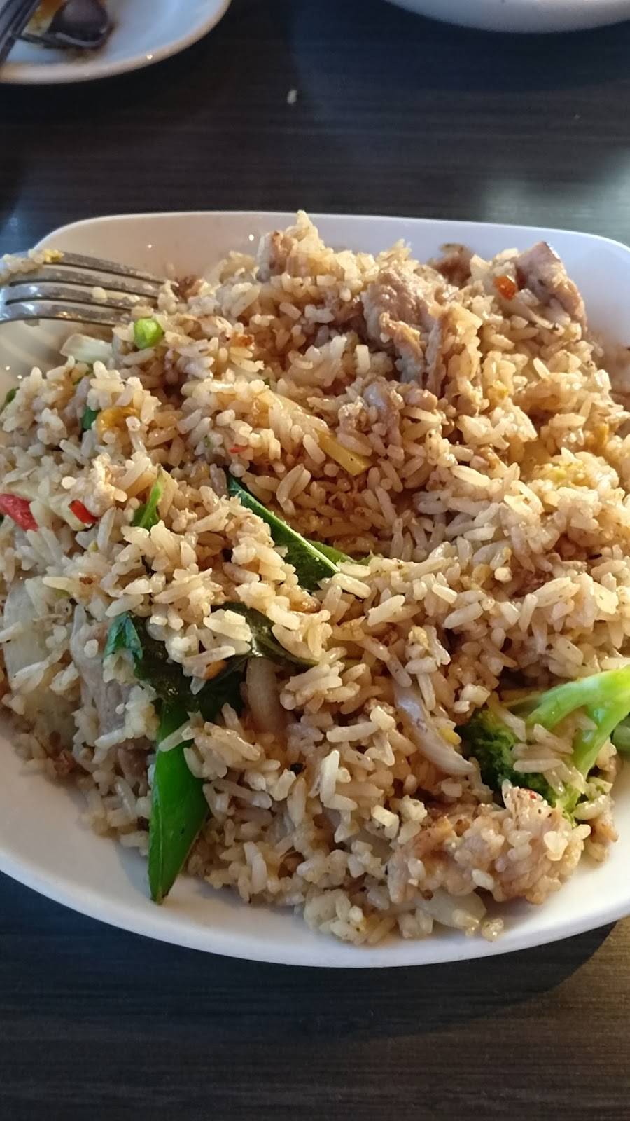 Ginger Thai | restaurant | 27110 Cinco Ranch Blvd #1100, Katy, TX 77494, USA | 2813947077 OR +1 281-394-7077