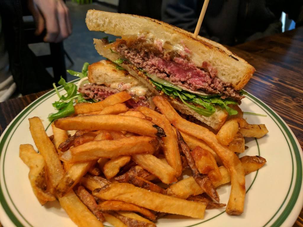 Grind Burger Kitchen | restaurant | 829 E Market St, Louisville, KY 40206, USA | 5022130277 OR +1 502-213-0277