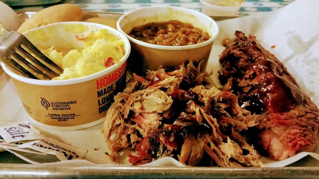 Dickeys Barbecue Pit | restaurant | 1109 US Highway 80 E, Ste E, Pooler, GA 31322, USA | 9129881286 OR +1 912-988-1286