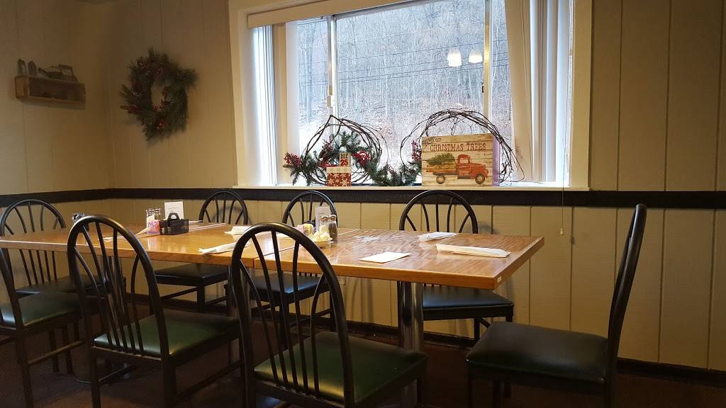 Clear Spring Country Diner | restaurant | 11855 National Pike, Clear Spring, MD 21722, USA | 3018420214 OR +1 301-842-0214